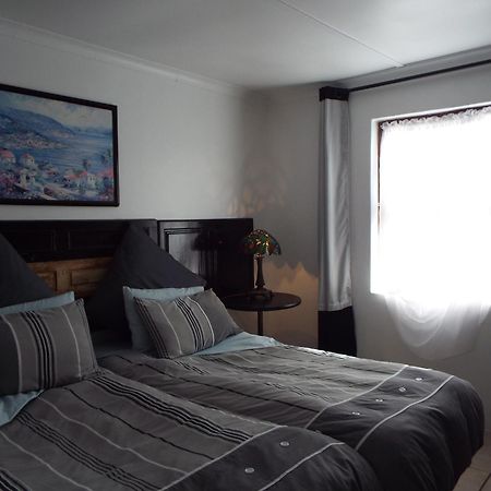Agulhas Heights Self-Catering Cottages Exteriör bild