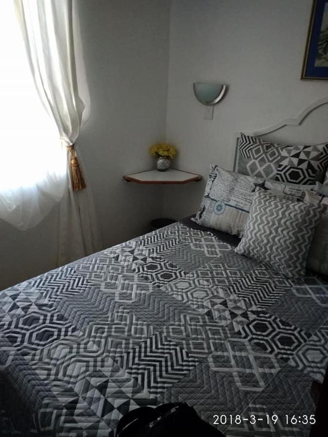Agulhas Heights Self-Catering Cottages Exteriör bild