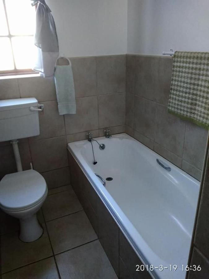 Agulhas Heights Self-Catering Cottages Exteriör bild