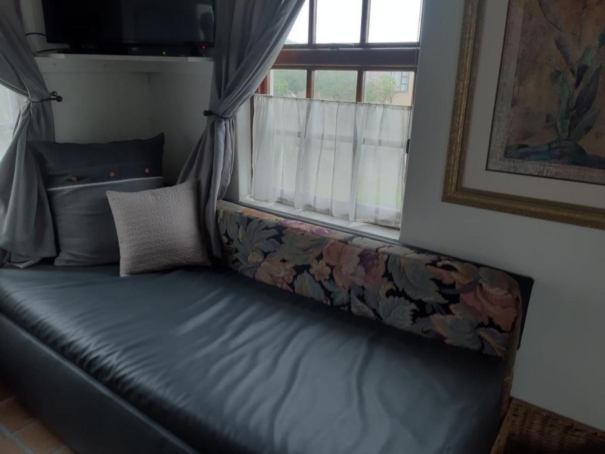 Agulhas Heights Self-Catering Cottages Exteriör bild