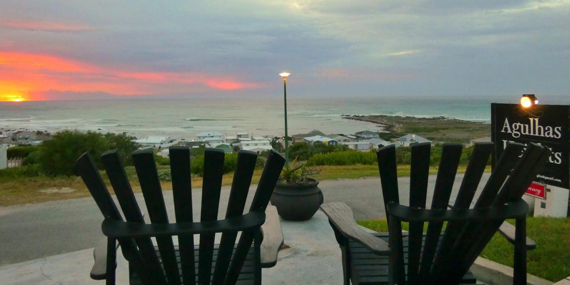 Agulhas Heights Self-Catering Cottages Exteriör bild