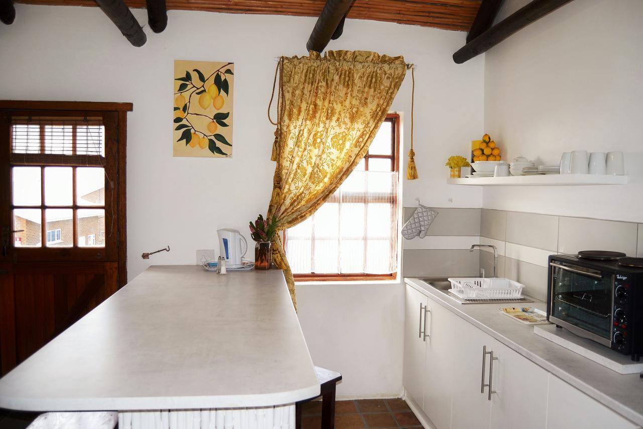 Agulhas Heights Self-Catering Cottages Exteriör bild